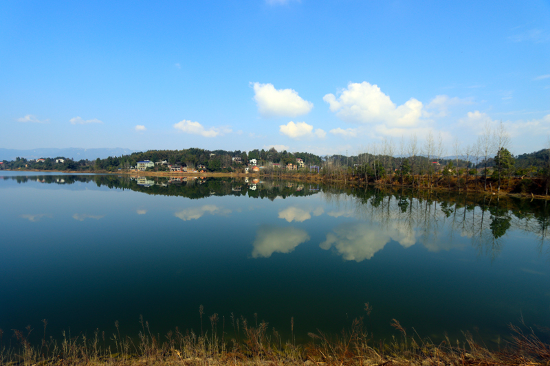 19.水天如碧雪峰远.jpg