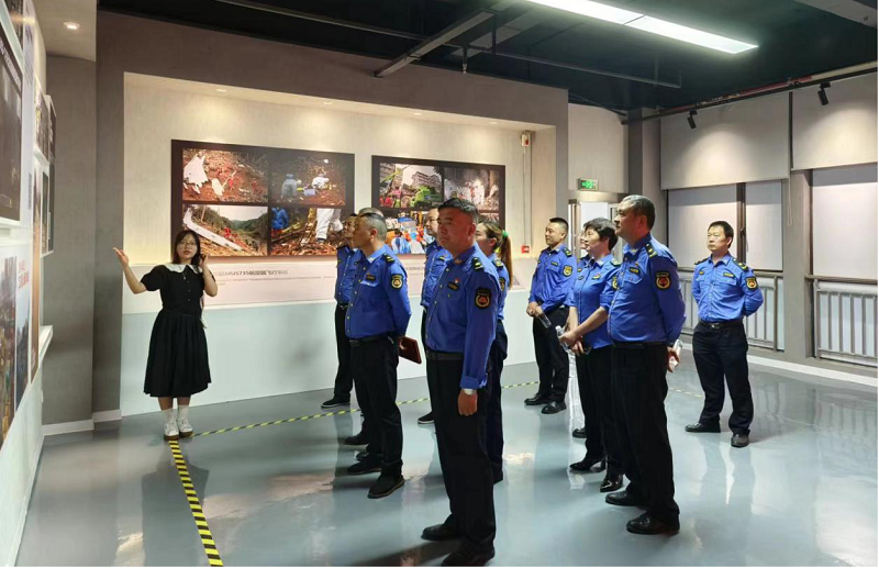 警示教育2.png