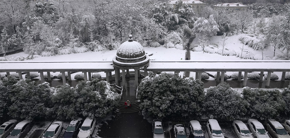 18.雪落长亭.jpg