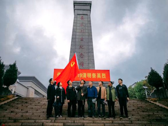 QQ图片20190428085425.jpg QQ图片20190428085425.jpg