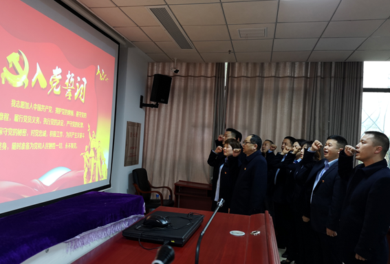 QQ图片20190515212034.png
