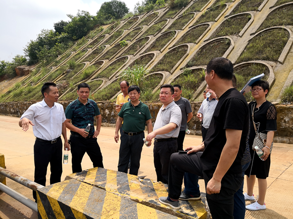 QQ图片20190803102440.png QQ图片20190803102440.png