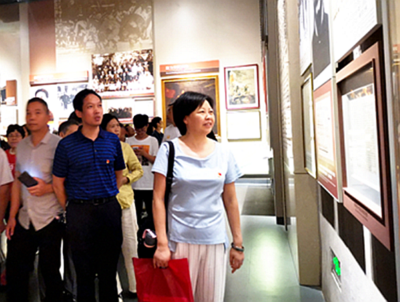 QQ图片20190807165428.png QQ图片20190807165428.png